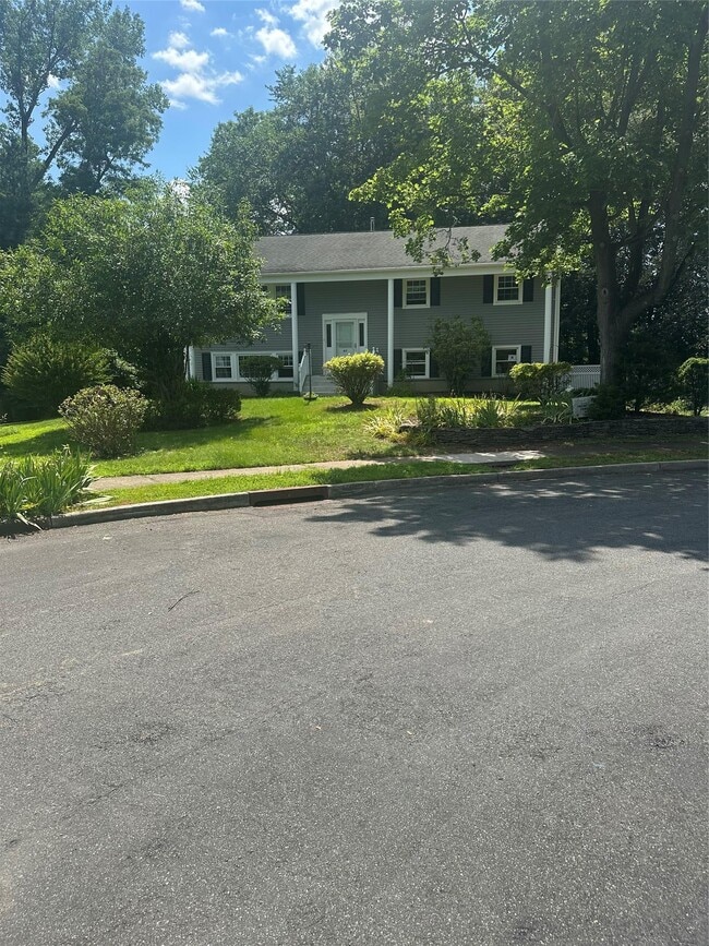 Building Photo - 63 Delo Dr