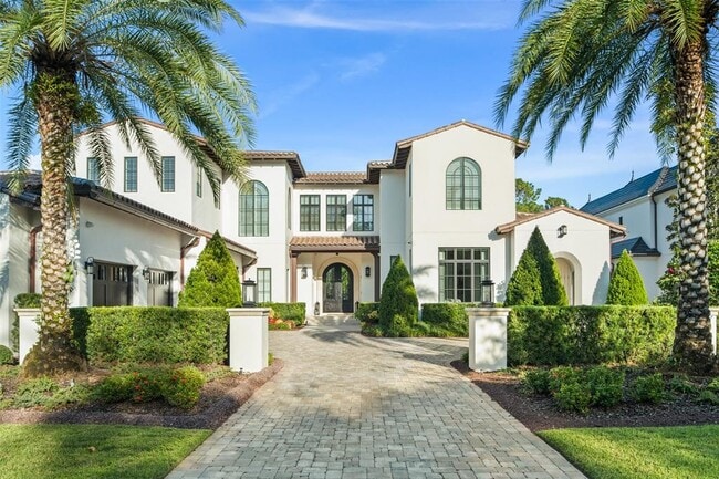 Building Photo - 10331 Los Feliz Dr