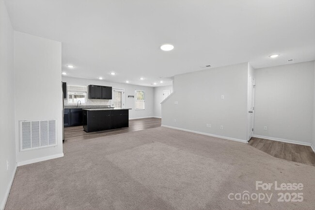 Foto del edificio - 5803 Camp Ct