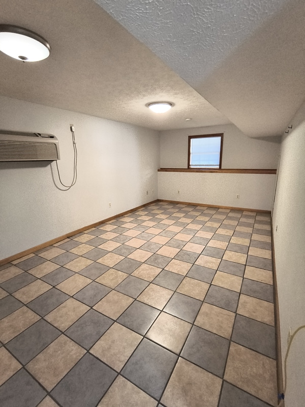 Building Photo - 306 Kelsay Dr