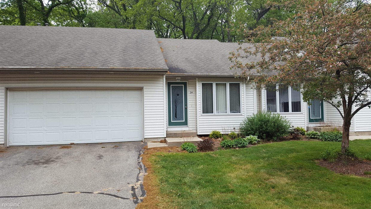 Primary Photo - 24 Whispering Woods Dr