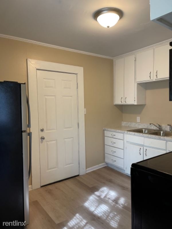 Building Photo - 2 br, 1 bath House - 2800 Emogene St