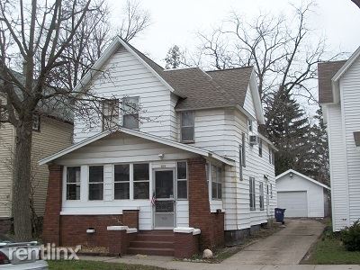Foto principal - 927 3rd St NW