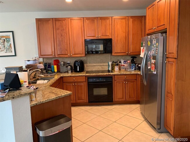 Building Photo - 21395 Marina Cove Cir