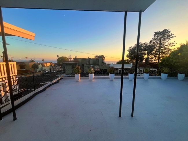 Photo - 1220 N Coast Hwy House