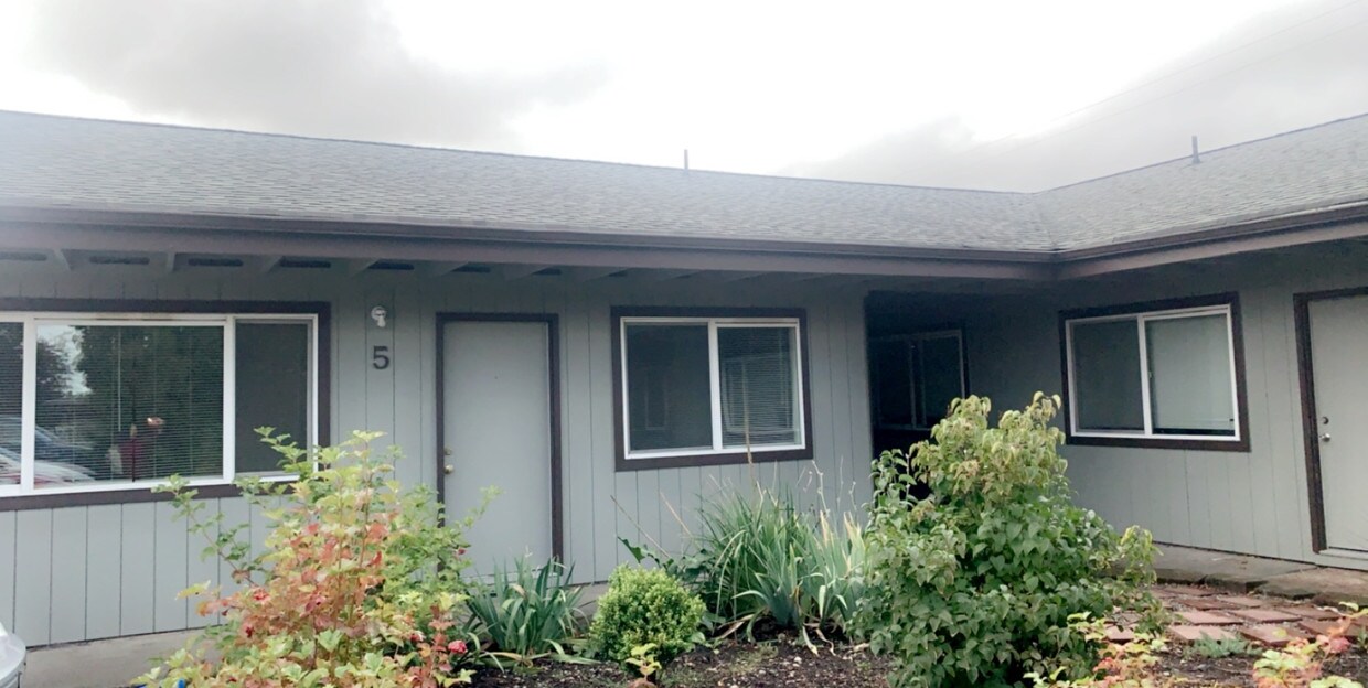 Primary Photo - 2317 Jefferson St