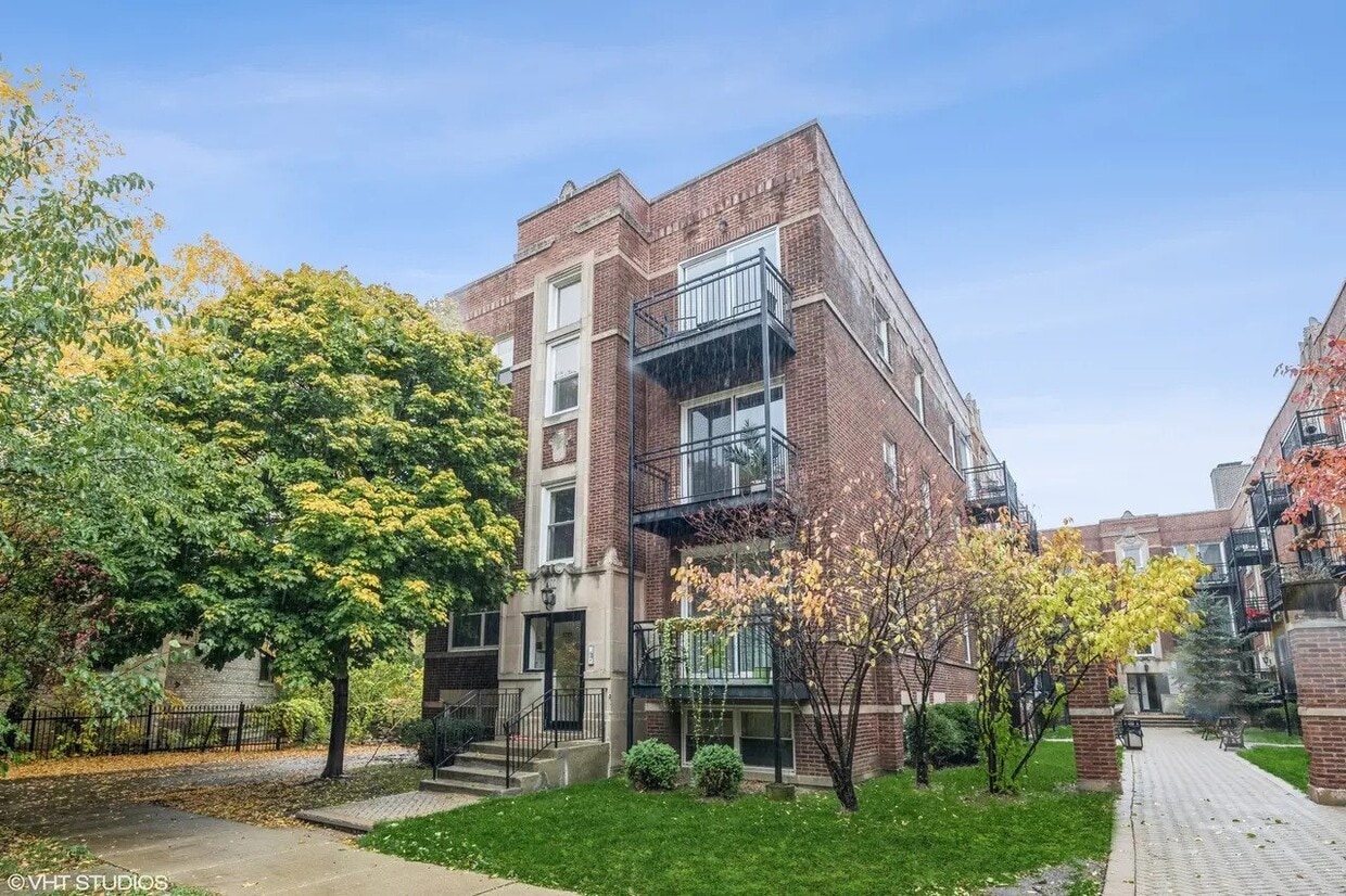 3713 N Ave Unit 221, Chicago, IL 60641 Condo for Rent in