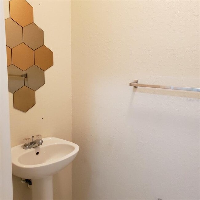 Building Photo - 10855 Dragonwood Dr