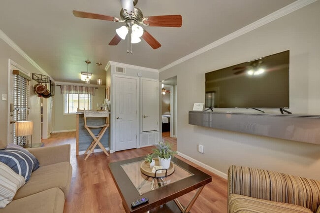 Foto del edificio - 220 Mitchell St