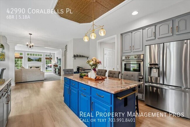 Foto del edificio - 42990 Coralbells Pl