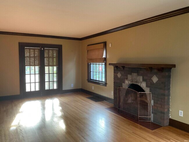 Foto del edificio - 3621 Hoagland Ave