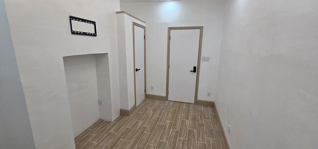 Foto del edificio - 70 Weirfield St