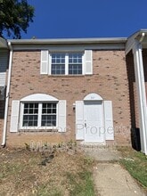 Building Photo - 931 Bellows Ave