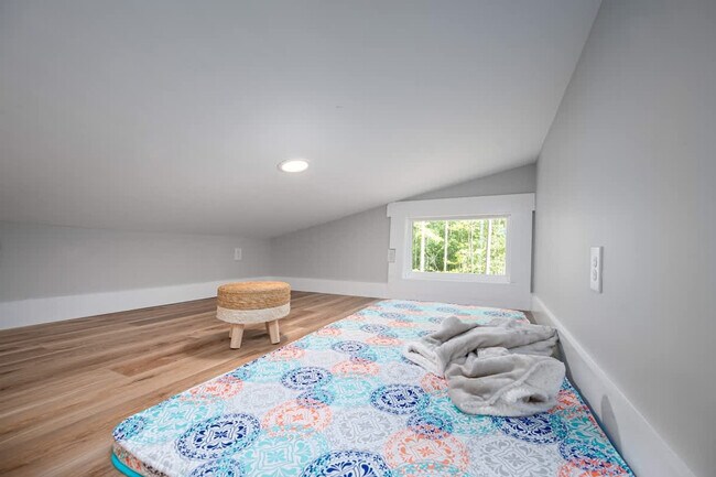 Foto del edificio - 288 Stone Wall Rd