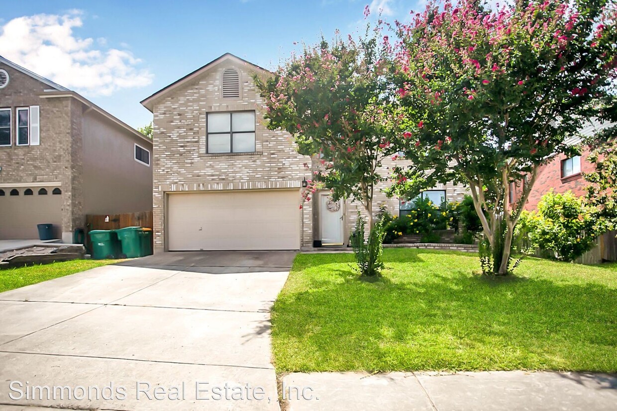 Primary Photo - 4 br, 2.5 bath House - 8107 Cantura Mills