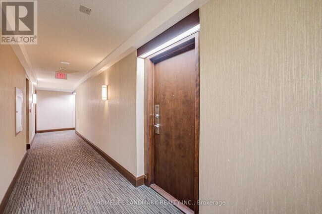 Building Photo - 5-15 Northtown Way