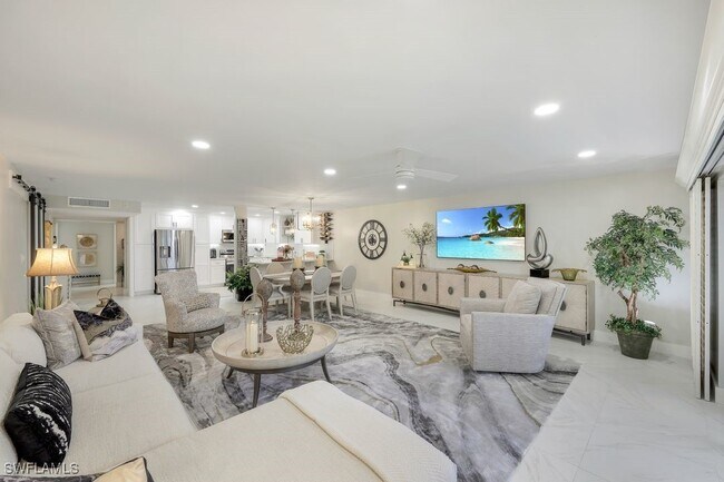 Foto del edificio - 3333 Gulf Shore Blvd N