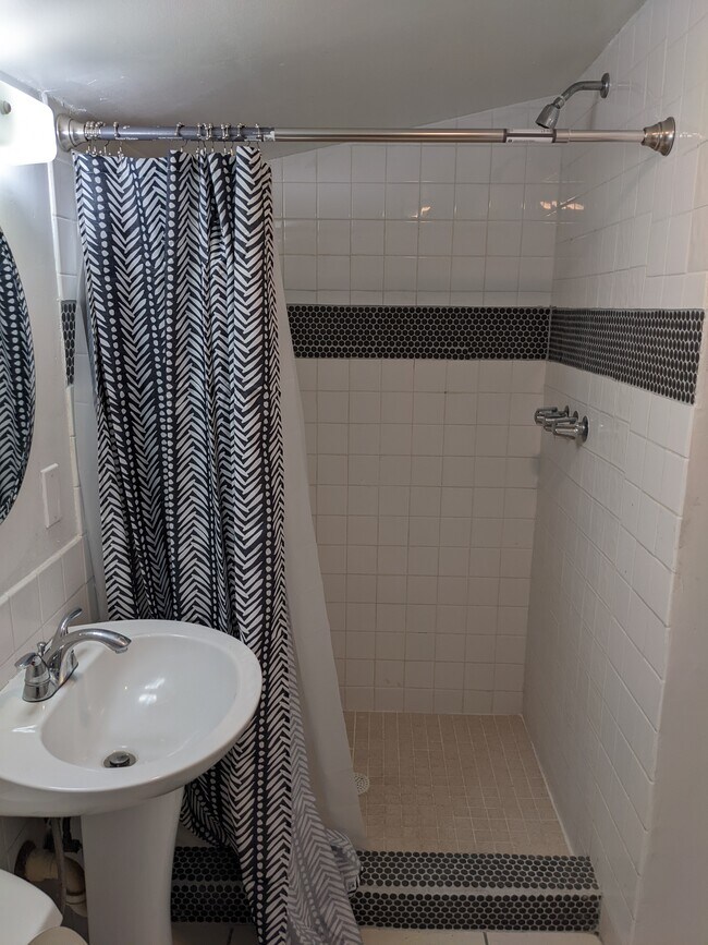 Foto del edificio - 9850 Haitian Dr