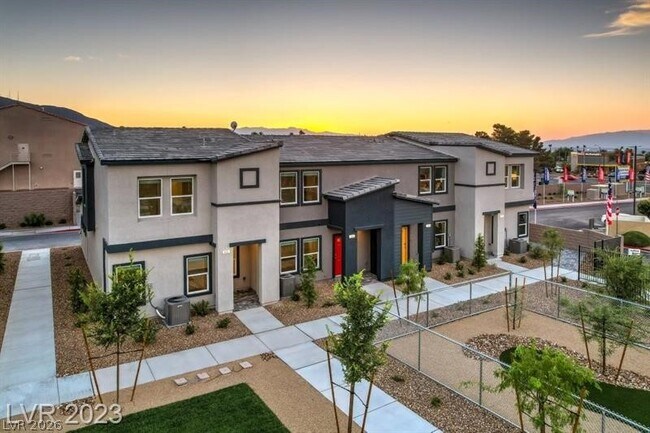 Building Photo - 440 Moonlight Cove Dr