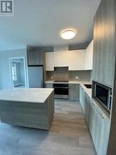 Building Photo - 18 Water Walk Dr