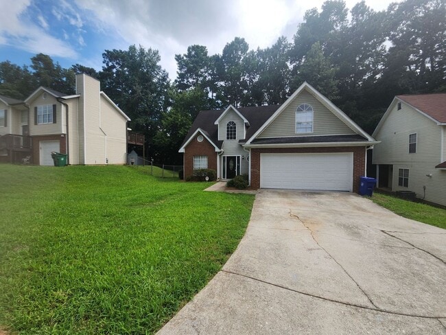 Building Photo - 3225 Landgraf Close