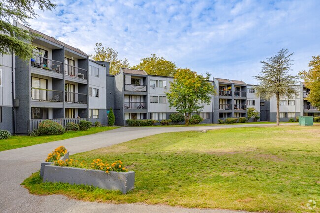 Photo du bâtiment - Imperial Parkside Apartments
