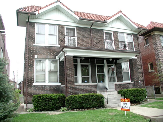 Foto del edificio - 4954 Lindenwood Ave