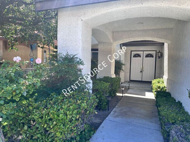 Building Photo - 25341 Irving Ln