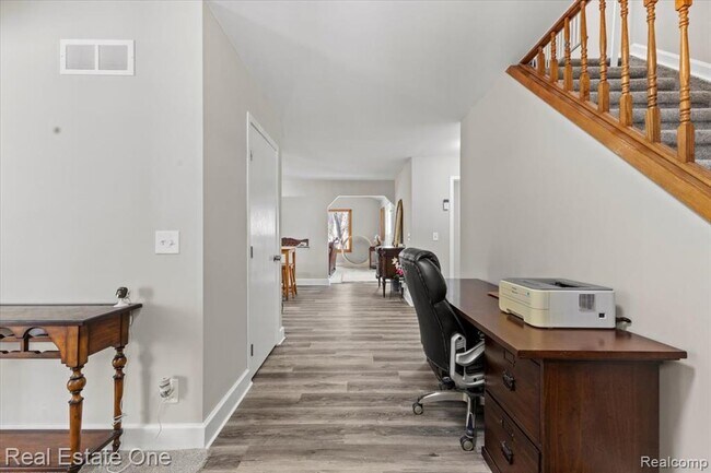 Foto del edificio - 2931 Wisconsin Rd