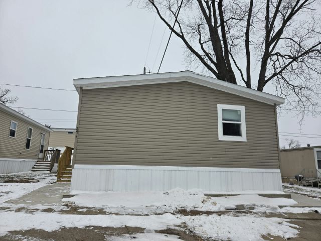 Building Photo - 271 Mallard Ln