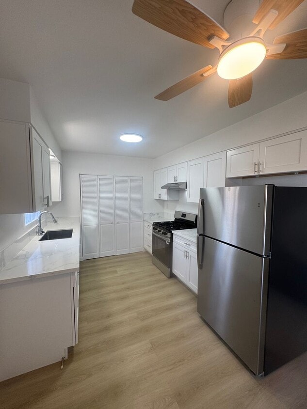 Photo - 10541 Sycamore Ave