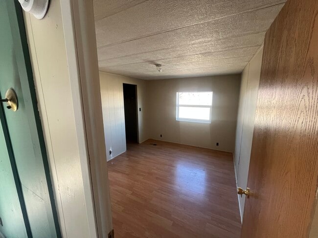 Foto del edificio - 2417 2nd St S