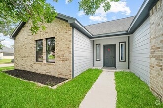 Building Photo - 16346 Summer Dawn Ln