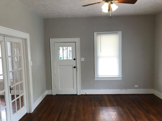 Foto del edificio - 1132 W Cavalcade St