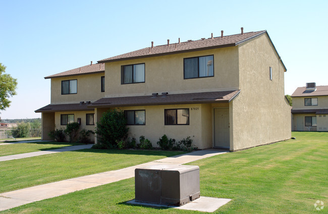 Building Photo - Thermal Apartments