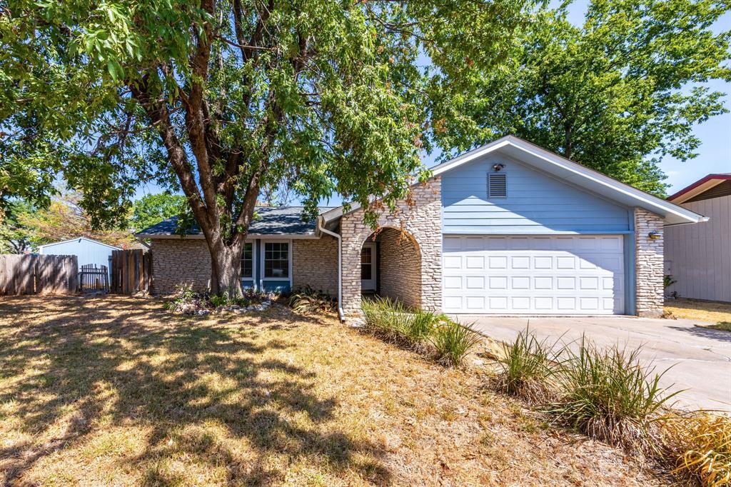 Foto principal - 1202 Wroxton Way