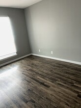 Building Photo - 607 Park Ave