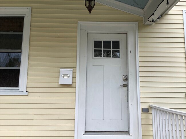 Welcome home! - 9 Jay St
