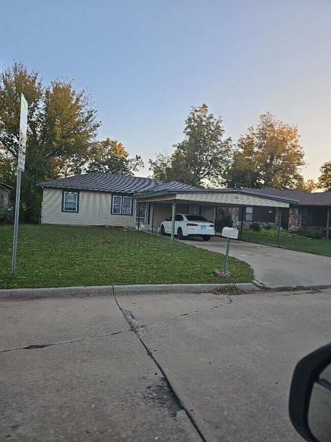 Foto del edificio - 1806 NW Lincoln Ave