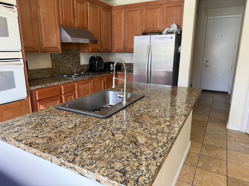 Foto del edificio - 13744 Dellbrook St