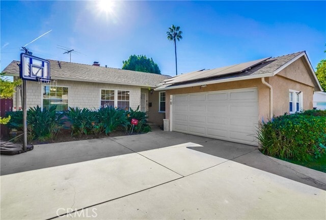 Building Photo - 12528 Albers St