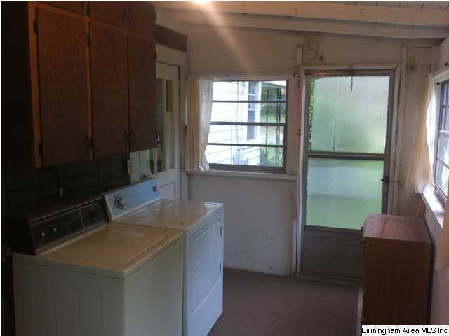 Building Photo - 916 Keel St