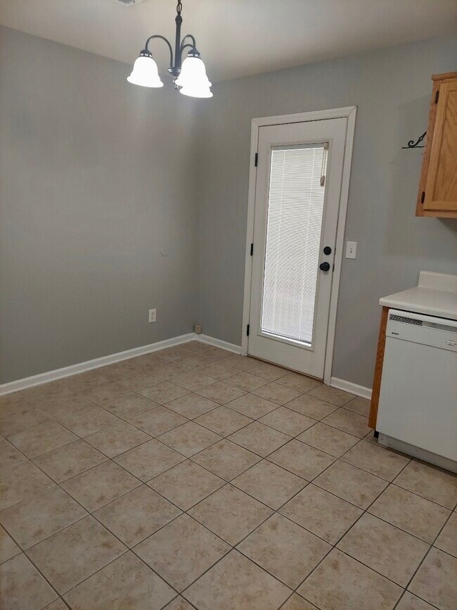 1438 Vance Rd, Chattanooga, TN 37421 Townhouse for Rent in