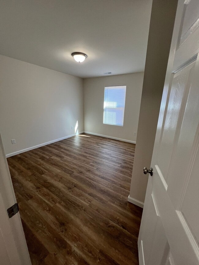 Building Photo - Brand New House 3 beds 2 baths with 1 car garage