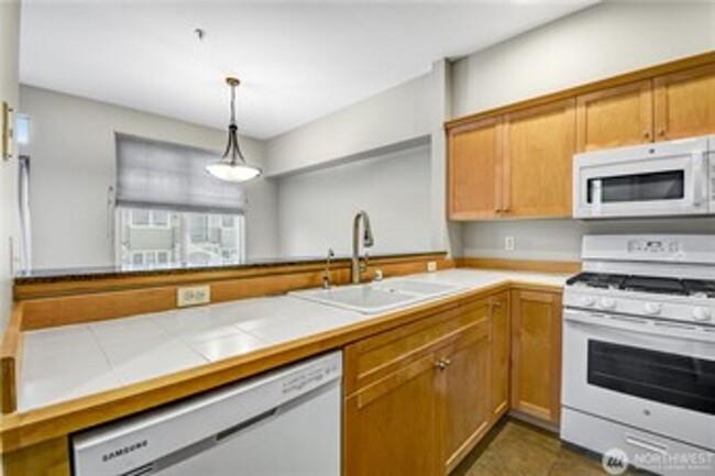 Foto del edificio - 3Bd/2.5Ba Kirkland Townhouse