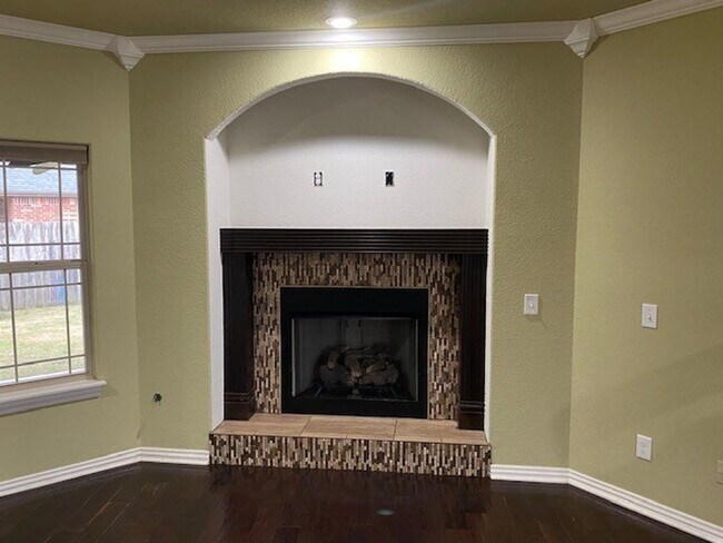 Building Photo - Fabulous Home & Location!