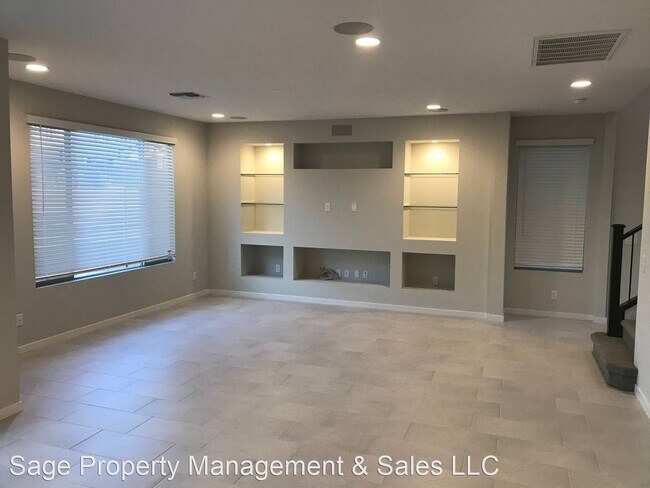 Building Photo - 3 br, 2.5 bath House - 3116 E Tina Dr