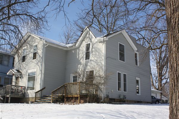 Primary Photo - 442 W Park St