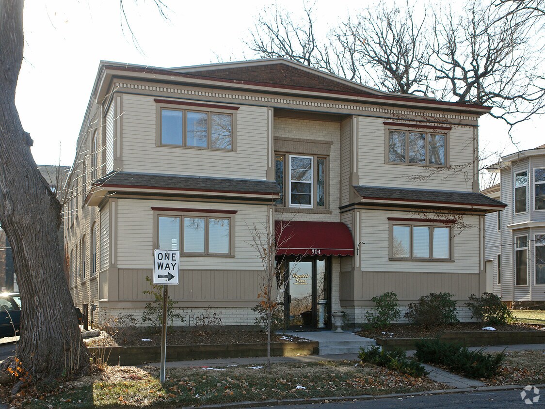 Primary Photo - 304 Marshall Ave