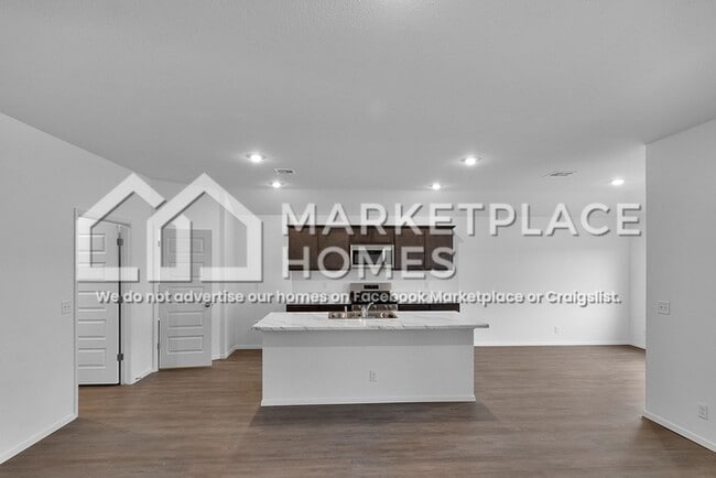 Building Photo - 29306 E 80th St S